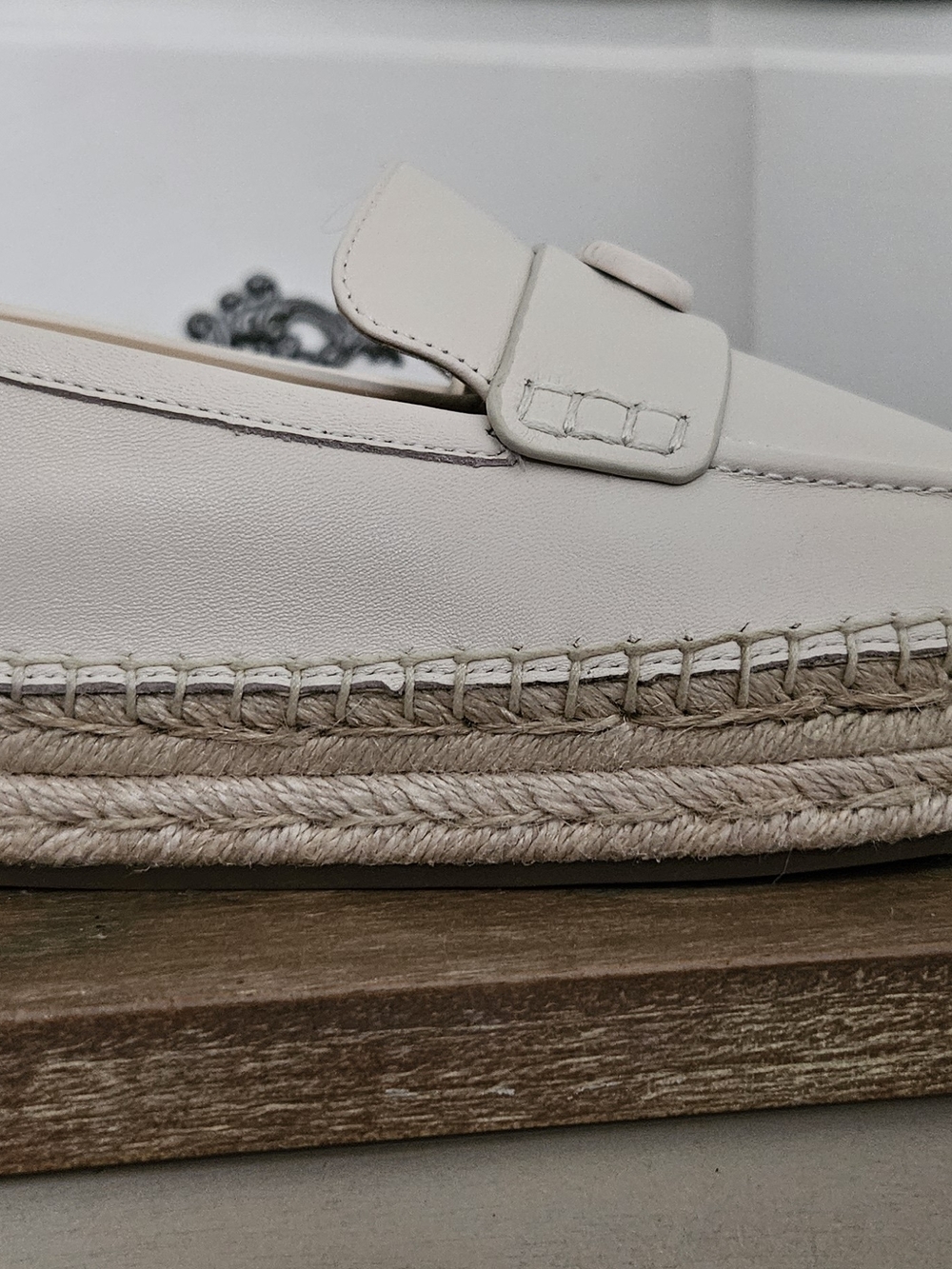 Coach Cream Espadrille Loafers with Signature C. Size: 6.5 - Picture 15 of 16